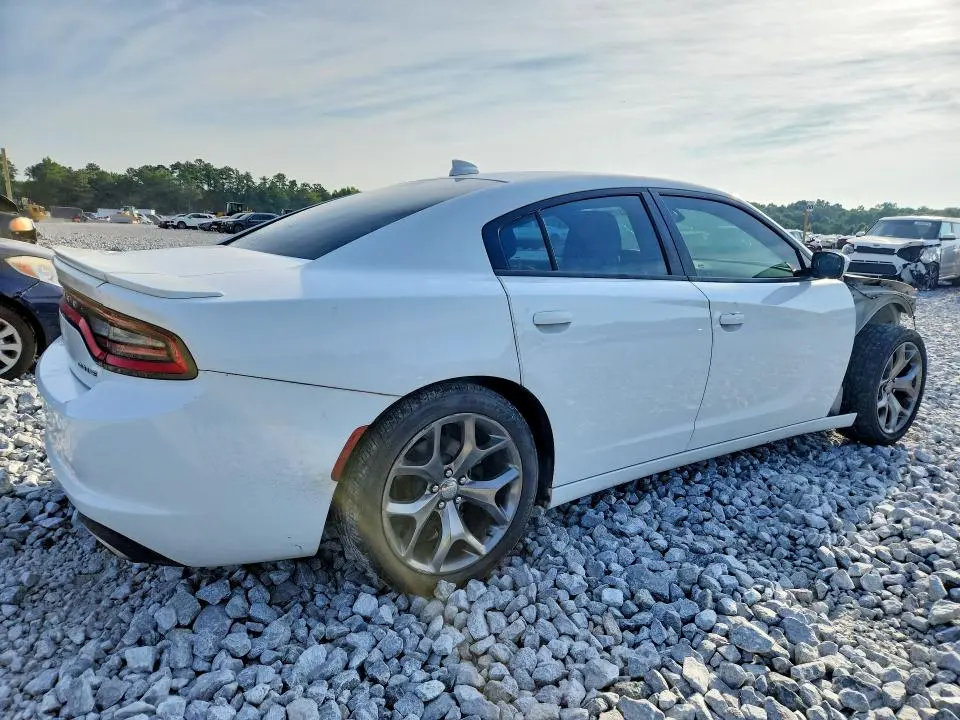 2016 DODGE CHARGER SXT  