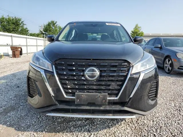 2021 NISSAN KICKS S  