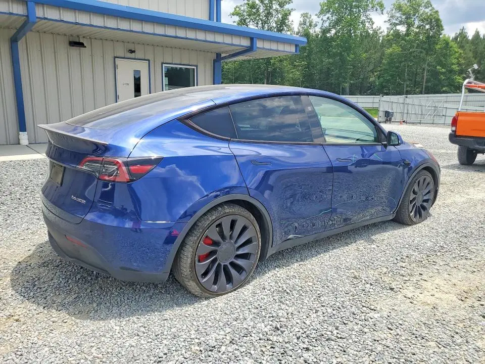 2024 TESLA MODEL Y   