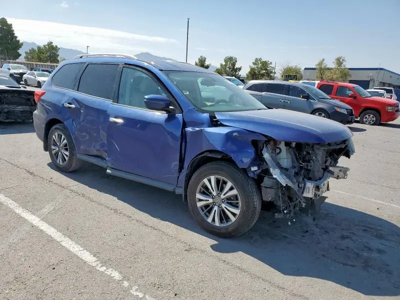 2017 NISSAN PATHFINDER S  