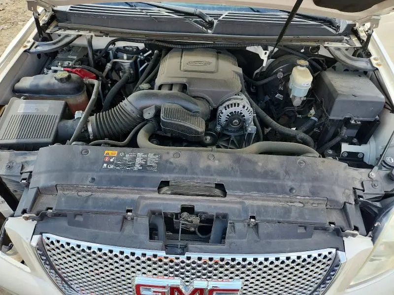 2013 GMC YUKON SLT  