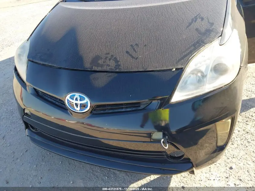 2015 TOYOTA PRIUS THREE