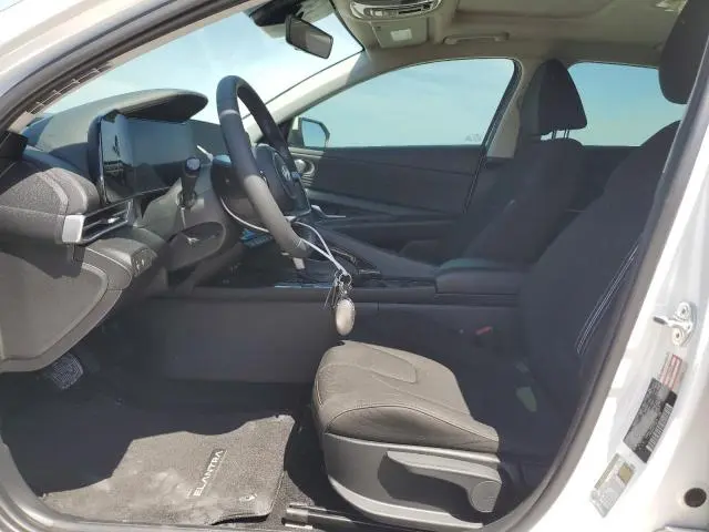 2024 HYUNDAI ELANTRA SEL  