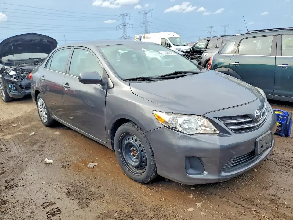 2013 TOYOTA COROLLA LE  