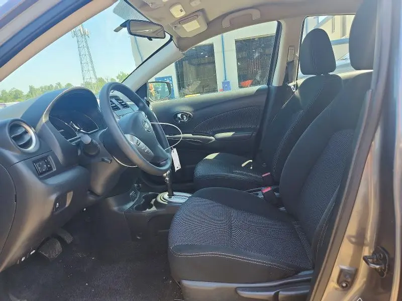 2019 NISSAN VERSA SV  