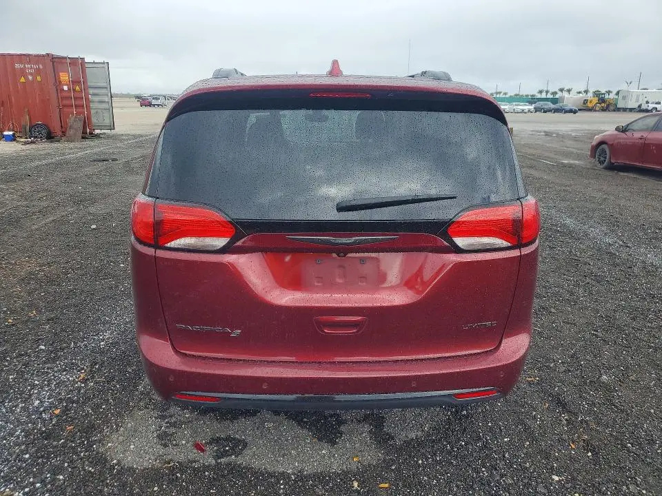 2019 CHRYSLER PACIFICA LIMITED  