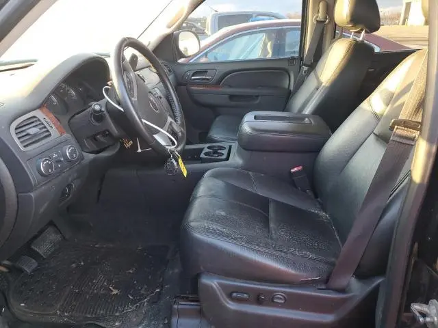 2013 GMC YUKON XL K1500 SLT  