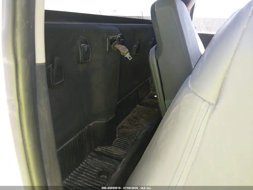 2019 RAM 1500 CLASSIC TRADESMAN  4X4 8' BOX