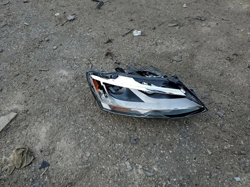 2015 VOLKSWAGEN JETTA SE  