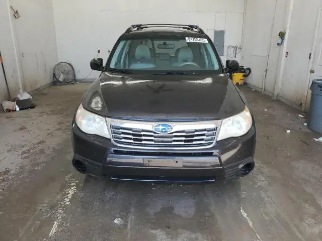 2010 SUBARU FORESTER XS  