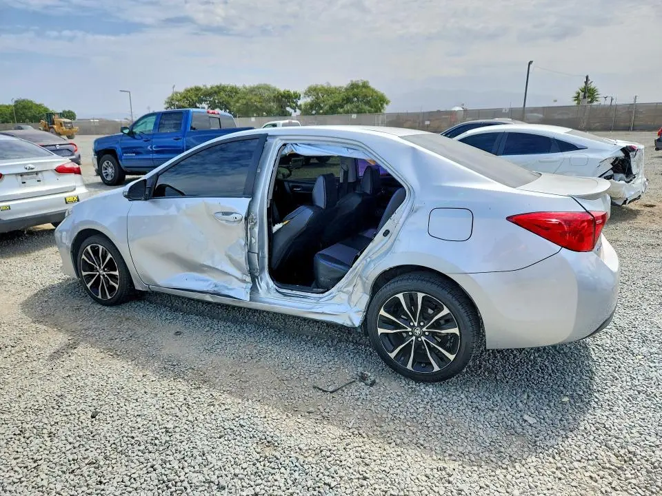 2018 TOYOTA COROLLA SE  