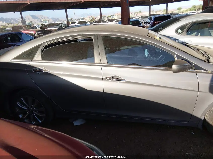 2013 HYUNDAI SONATA SE