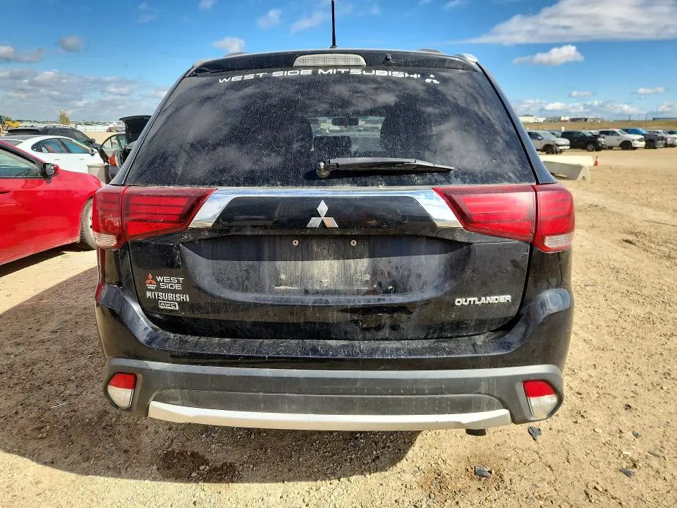 2016 MITSUBISHI OUTLANDER SE  