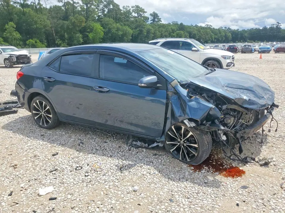 2018 TOYOTA COROLLA SE  