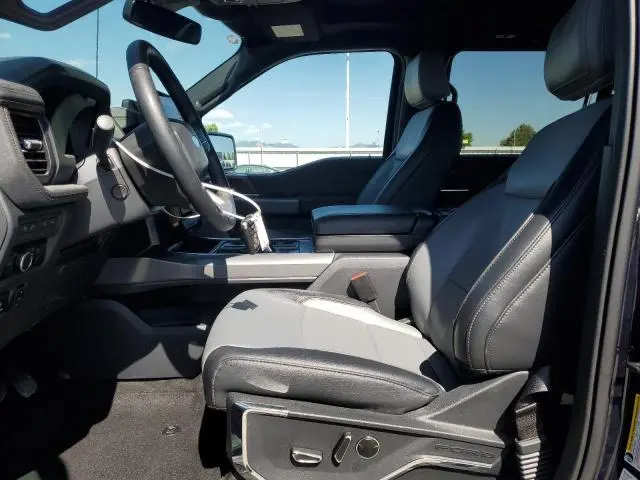 2023 FORD F150 LIGHTNING PRO  