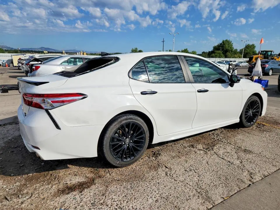 2020 TOYOTA CAMRY SE NIGHTSHADE  