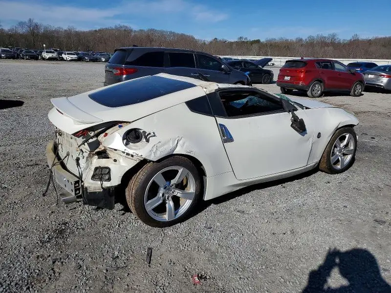 2011 NISSAN 370Z BASE  