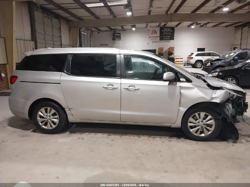 2017 KIA SEDONA LX