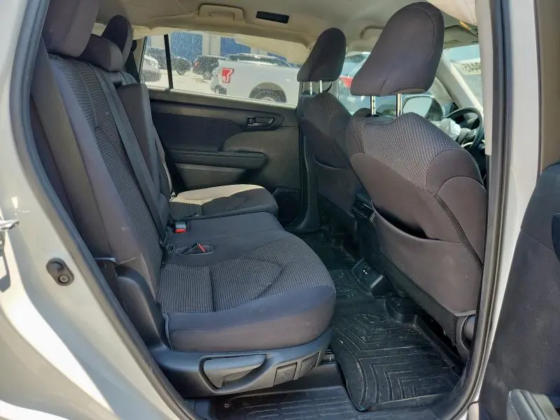 2021 TOYOTA HIGHLANDER L  