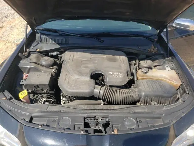 2019 CHRYSLER 300 LIMITED  