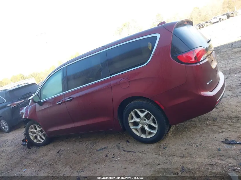 2017 CHRYSLER PACIFICA TOURING PLUS
