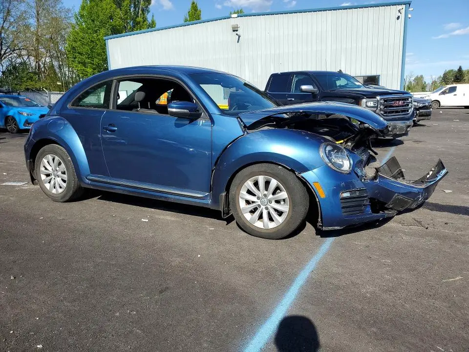 2019 VOLKSWAGEN BEETLE S  