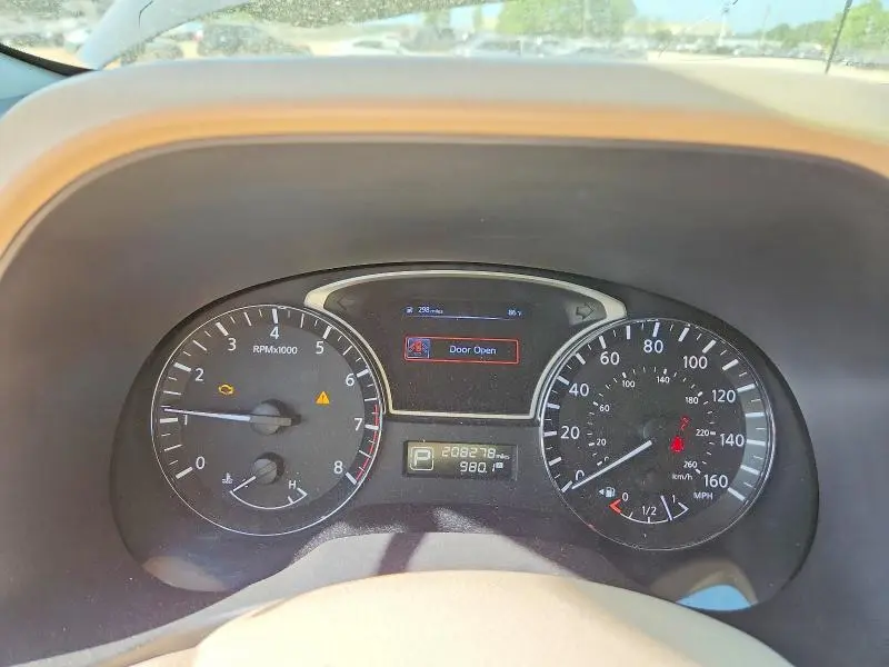 2014 NISSAN PATHFINDER SV  