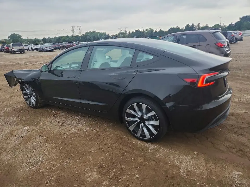 2026 TESLA MODEL 3   