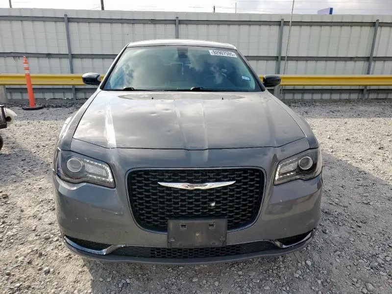 2018 CHRYSLER 300 TOURING  
