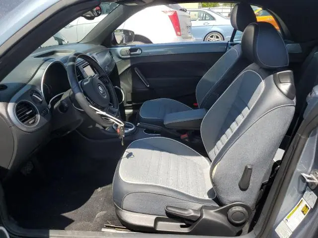 2016 VOLKSWAGEN BEETLE S/SE  