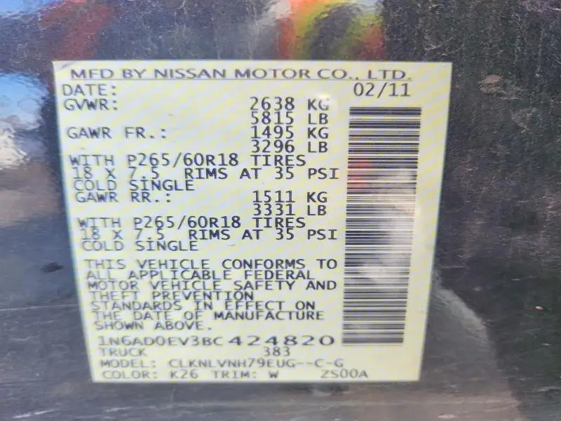 2011 NISSAN FRONTIER S  