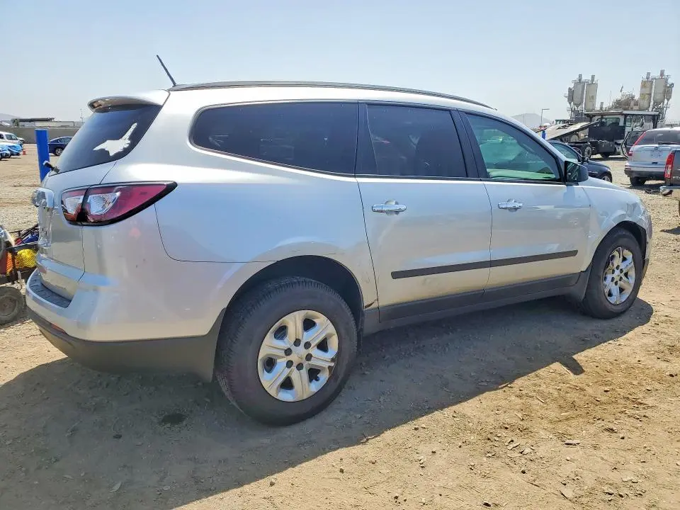 2017 CHEVROLET TRAVERSE LS  