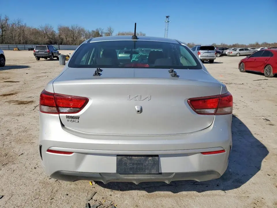 2023 KIA RIO LX  