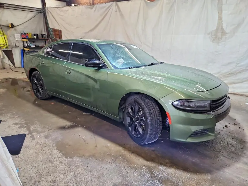 2020 DODGE CHARGER SXT  
