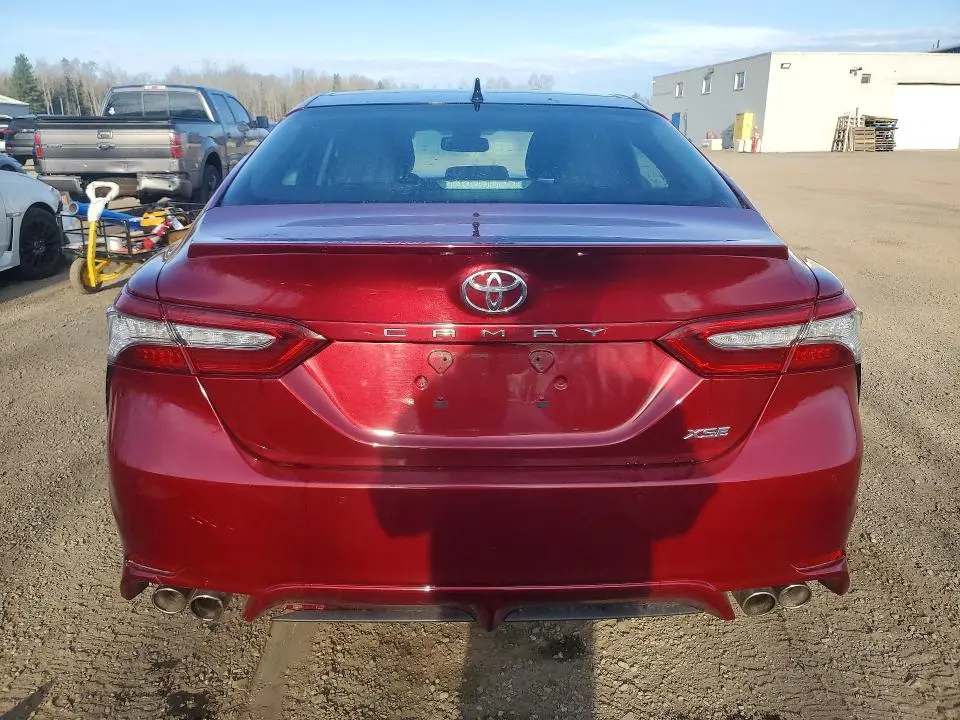 2018 TOYOTA CAMRY XLE V6  