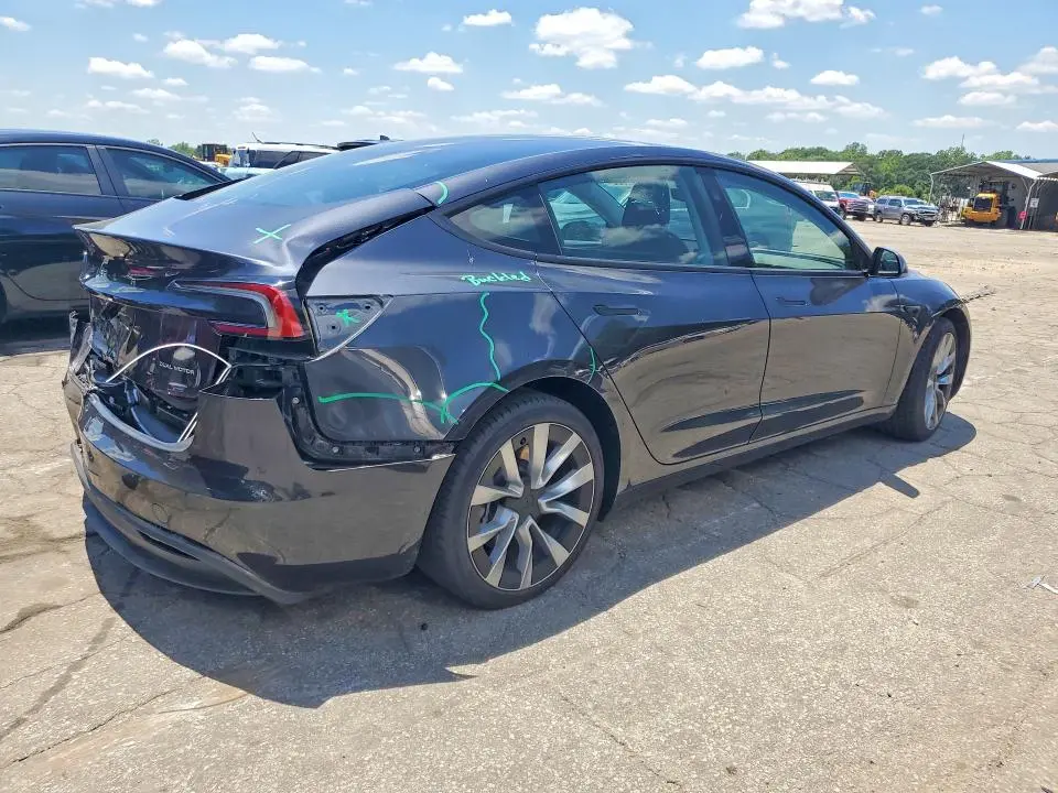 2024 TESLA MODEL 3   