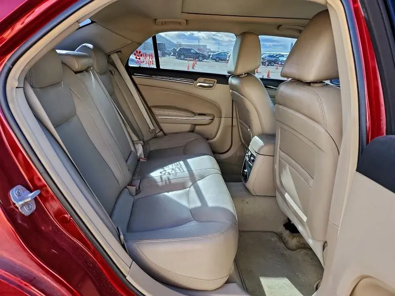 2012 CHRYSLER 300 LIMITED  