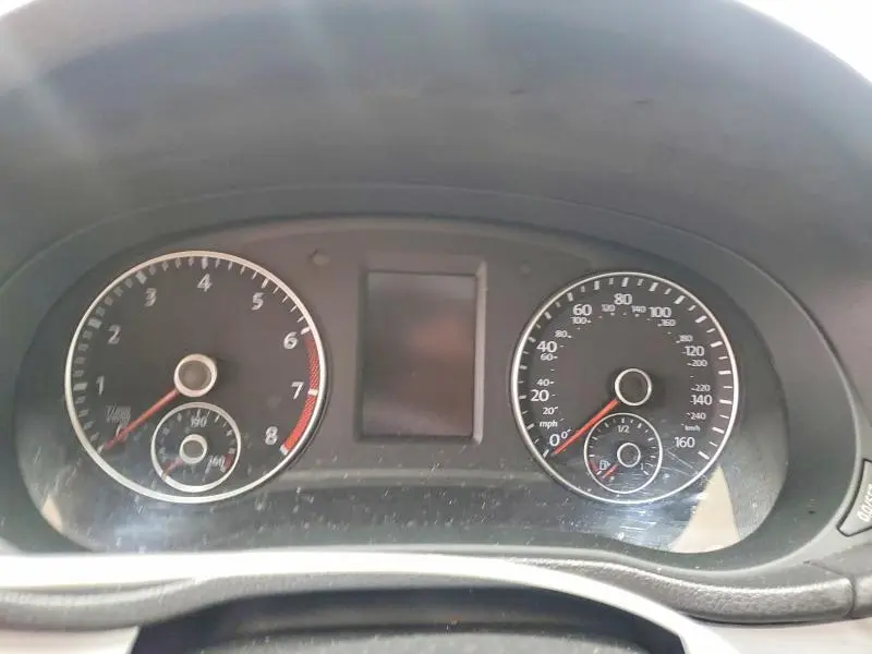 2013 VOLKSWAGEN PASSAT SE  