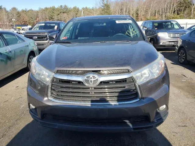 2016 TOYOTA HIGHLANDER LE
