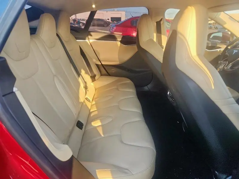 2015 TESLA MODEL S 70D  