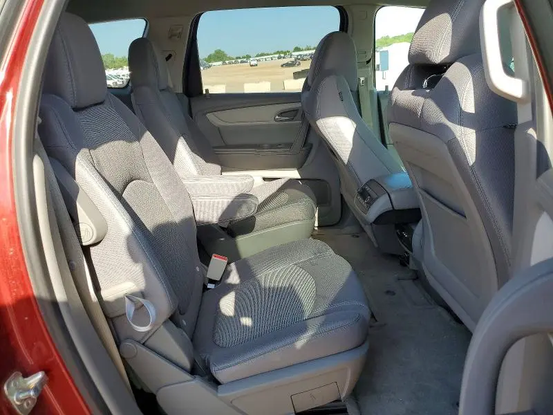 2016 CHEVROLET TRAVERSE LT  