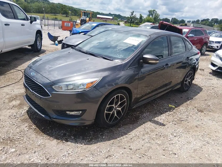 2015 FORD FOCUS SE