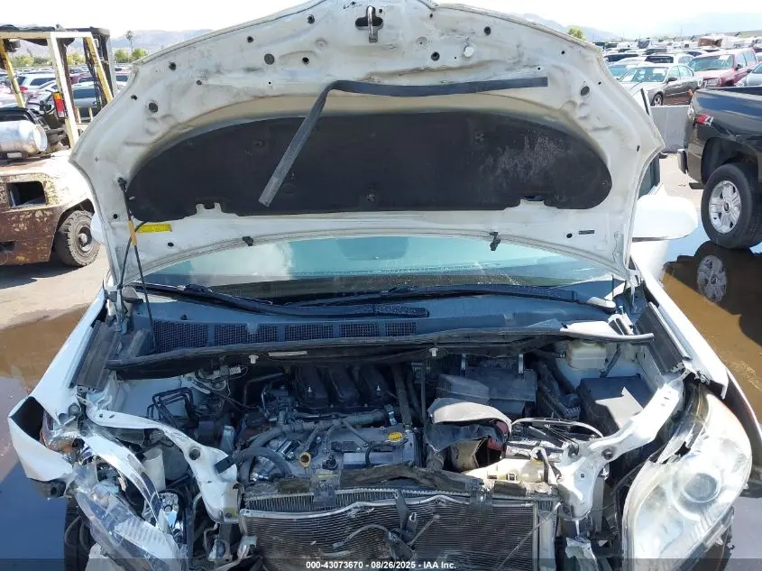 2015 TOYOTA SIENNA LE 8 PASSENGER