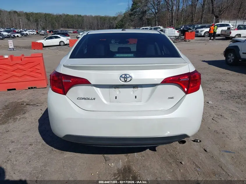 2019 TOYOTA COROLLA SE