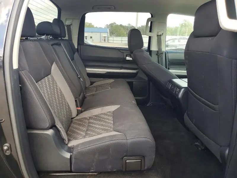 2019 TOYOTA TUNDRA SR5  