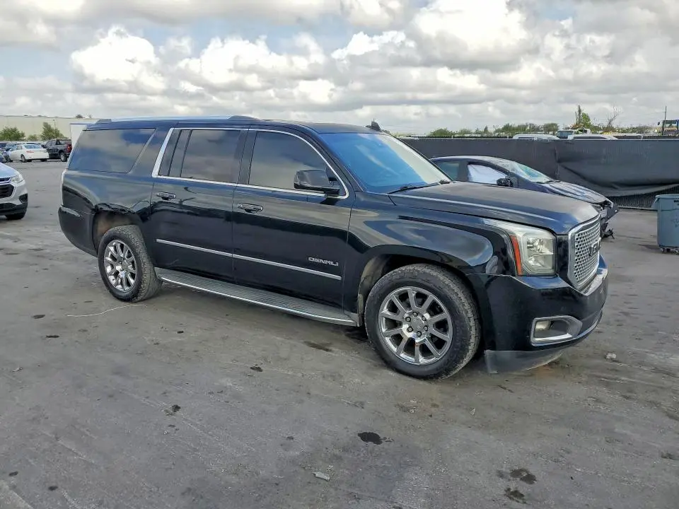 2015 GMC YUKON XL DENALI  