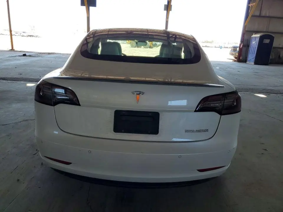 2021 TESLA MODEL 3   