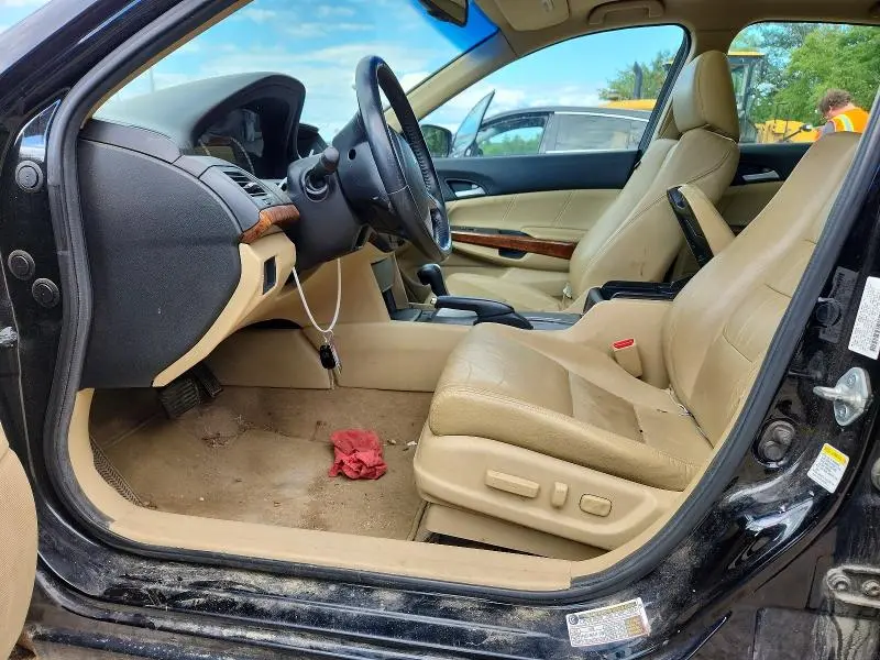 2011 HONDA ACCORD EXL  