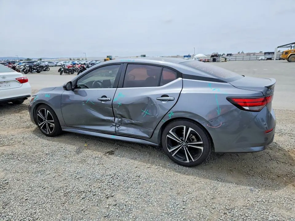2021 NISSAN SENTRA SR  
