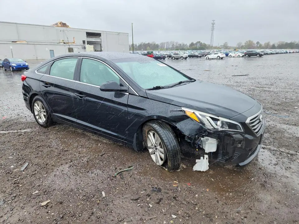 2016 HYUNDAI SONATA SE  